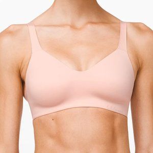 Lululemon Hold True Bra Wireless Sports Bra Size 38D NWOT Beige